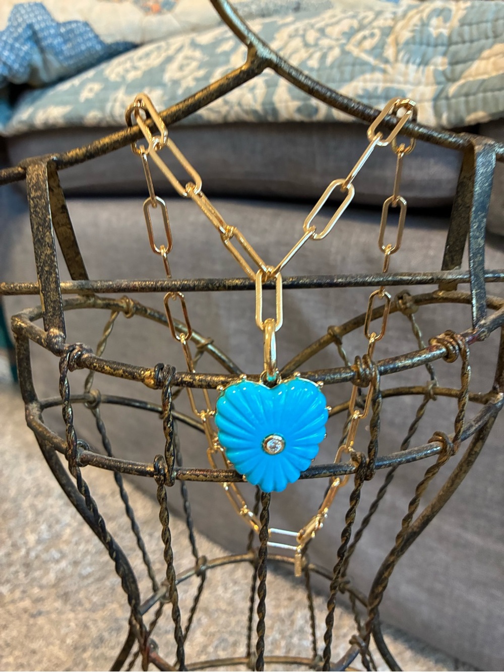 THATCH Malene Howlite Heart Clip Necklace